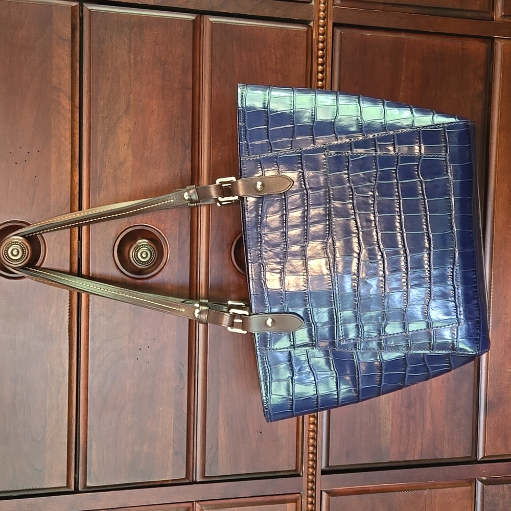Dooney & Bourke Exotic Leather Purse - Picture 4 of 13